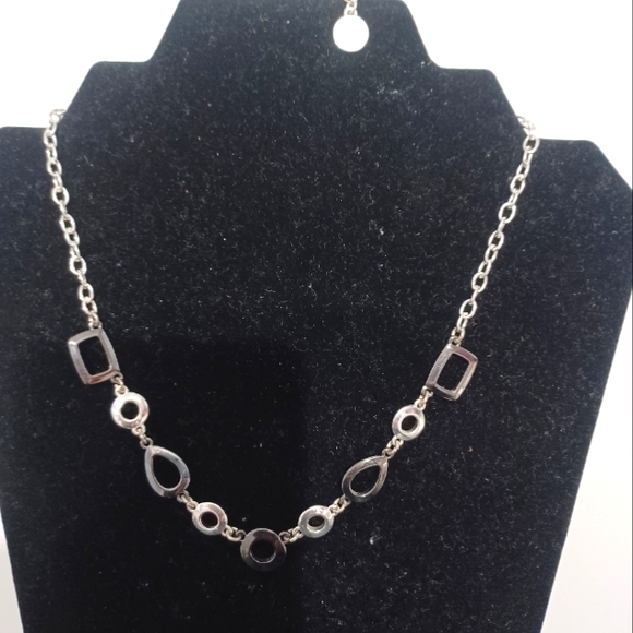 Liz Claiborne Jewelry - LC Necklace